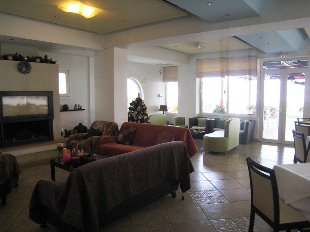 Alma Hotel Kamena Vourla Dış mekan fotoğraf