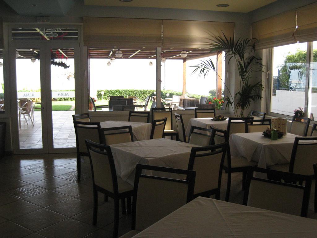 Alma Hotel Kamena Vourla Dış mekan fotoğraf