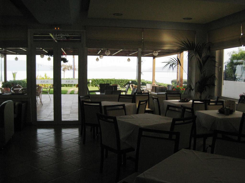 Alma Hotel Kamena Vourla Dış mekan fotoğraf