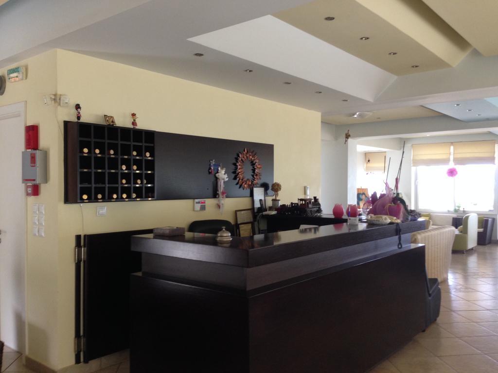 Alma Hotel Kamena Vourla Dış mekan fotoğraf